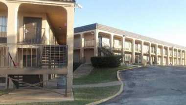 Super 8 by Wyndham Fort Worth TX в Fort Worth, TX