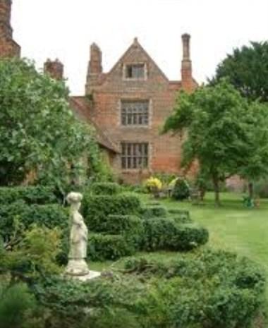 Creeksea Place в Burnham-On-Crouch, GB1