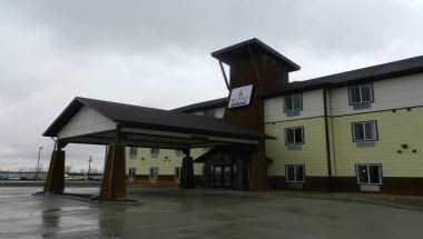 Black Gold Suites in Tioga, ND