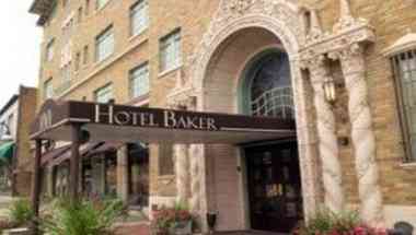 Hotel Baker в St. Charles, IL