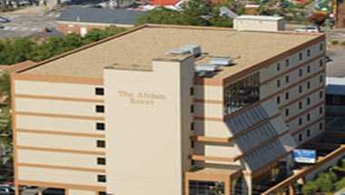 Atrium Resort à Virginia Beach, VA