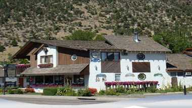 Starlight Lodge in Glenwood Springs, CO