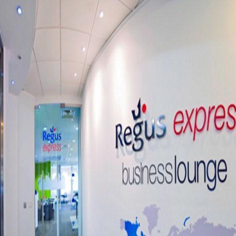 Regus Express - Leigh Delamere, Leigh Delamere Services в Chippenham, GB1