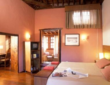 La Quinta Roja a Santa Cruz de Tenerife, ES