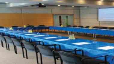 Clinton Centre a Enniskillen, GB4