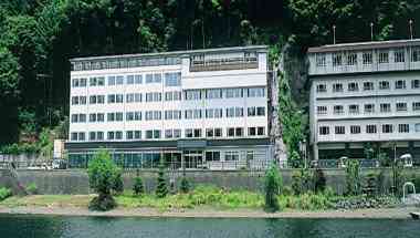 Tominoko Hotel - Rich Lake Hotel en Fujikawaguchiko, JP