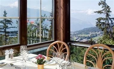 Hotel-Restaurant Le Mont-Paisible a Crans-Montana, CH