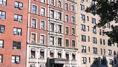 Park West Hotel image