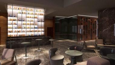 Feathers Chennai em Chennai, IN