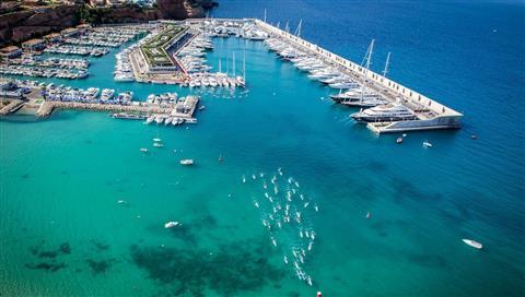 Hafen Adriano Marina