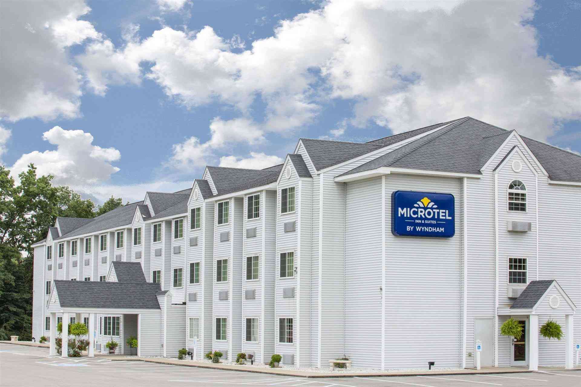 Microtel Inn & Suites by Wyndham Gassaway/Sutton in Gassaway, WV