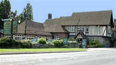 The Roebuck Hotel a Forest Row, GB1