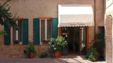 Albergo Arena a Macerata, IT