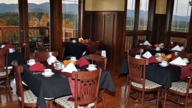 Lucille'S Mountain Top Inn & Spa image