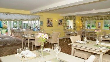 รูปสถานที่จัดงาน