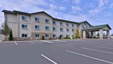 Quality Inn and Suites at Olympic National Park em Sequim, WA