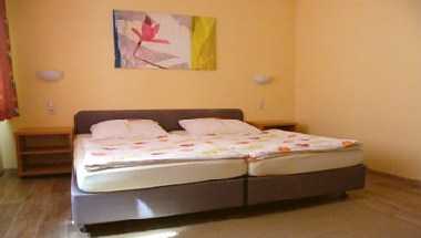 Hotel & Gaestehaus Xanten a Xanten, DE