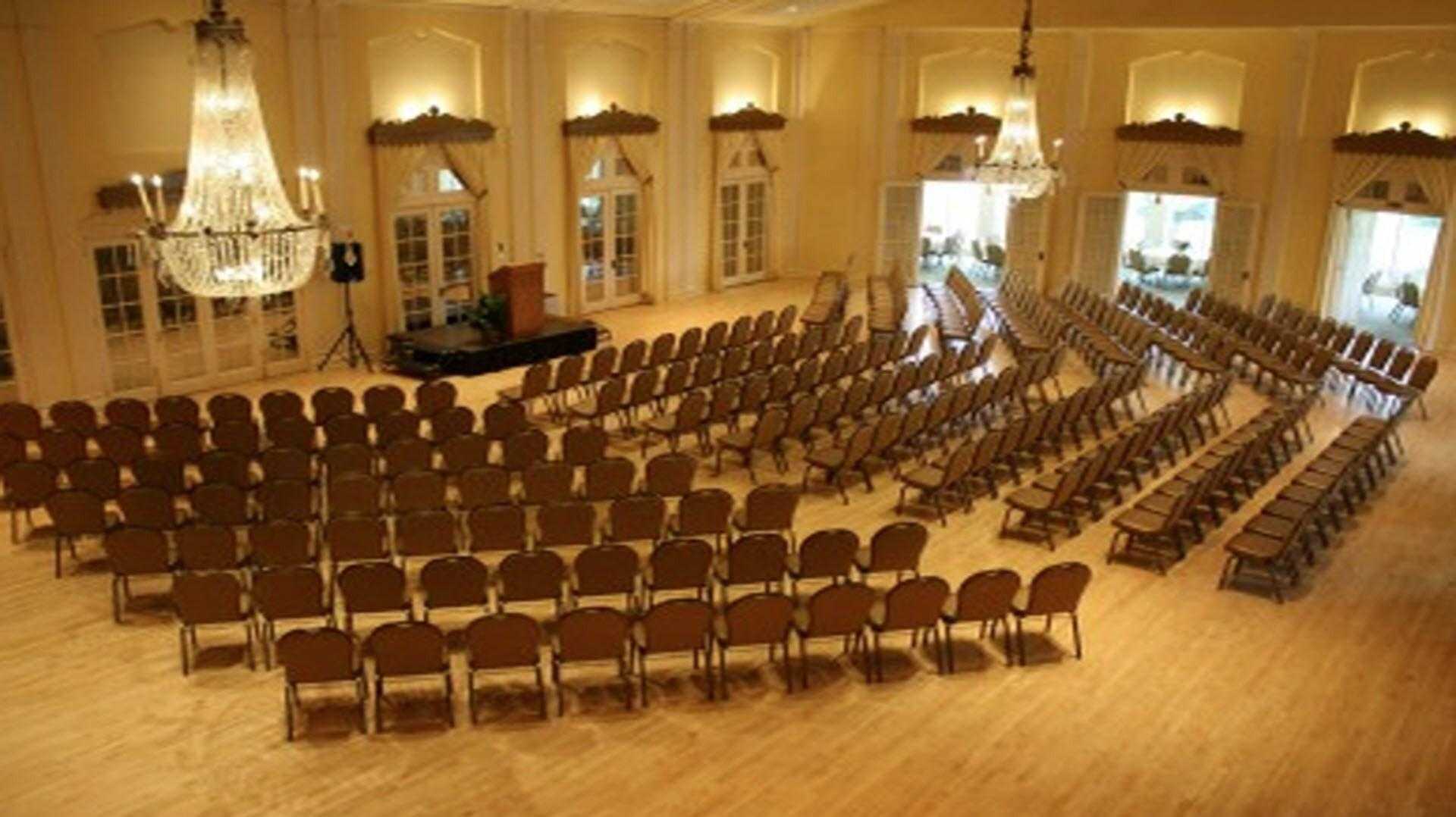 Lafayette Club i Minnetonka Beach, MN