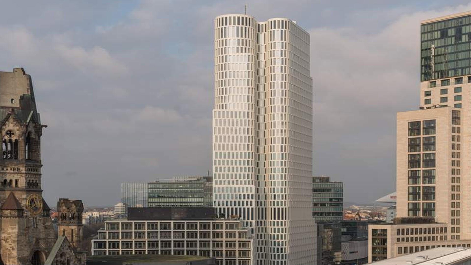 Motel One Berlin-Upper West image