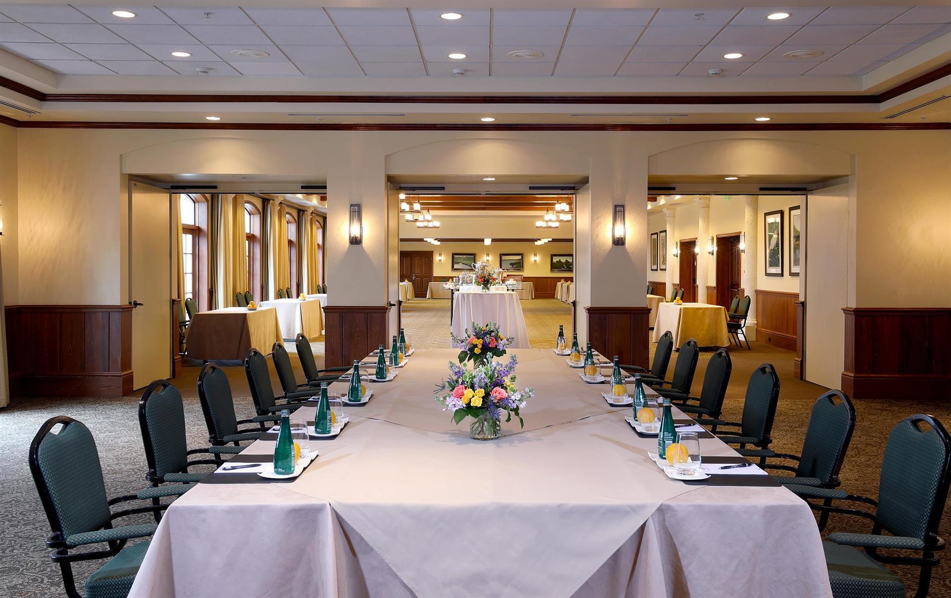 Изображение помещения для встречи