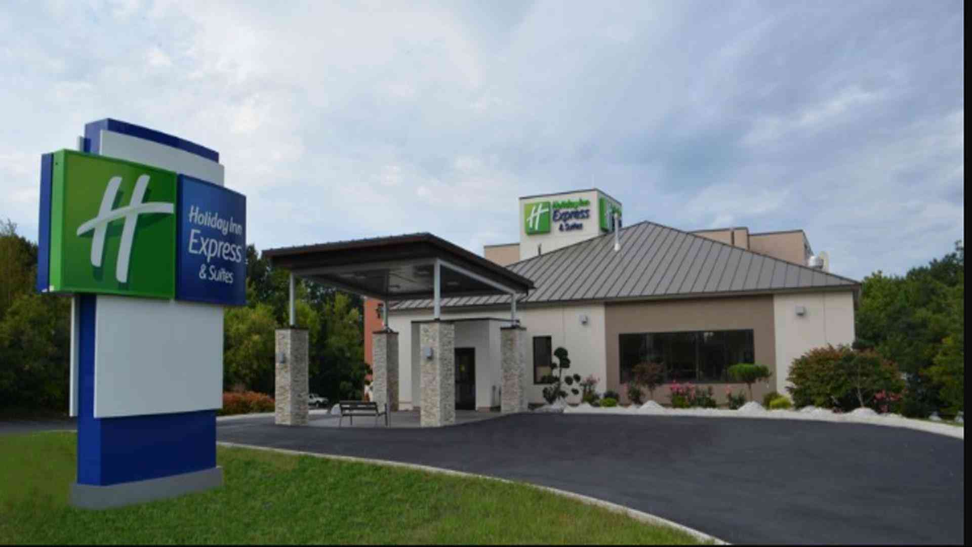 Holiday Inn Express & Suites Waterville - North, Waterville, ME