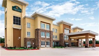 La Quinta Inn & Suites by Wyndham Luling image