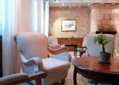 Le Grand Monarque a Tours, FR