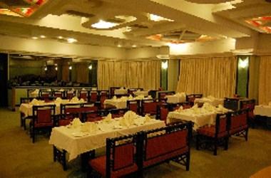 Hotel Tripursundari in Solapur, IN