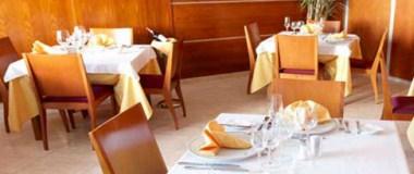 The Jeni Hostal Restaurant a Es Mercadal, ES