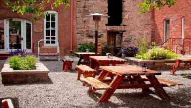 Windsor Hotel in Del Norte a US