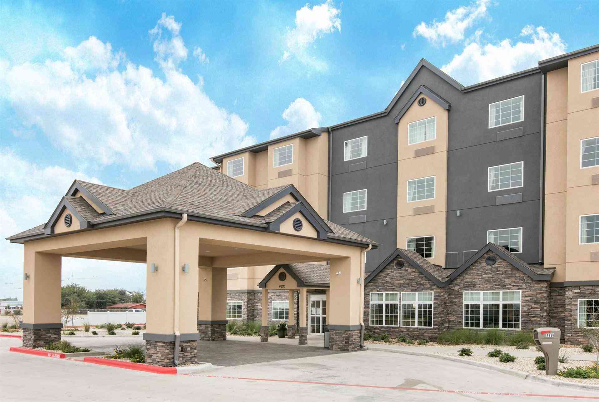 Microtel Inn & Suites by Wyndham Lubbock in Lubbock, TX