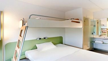 Hotel ibis budget Honfleur Centre Ville in Honfleur, FR