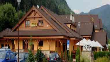 Country Saloon Bela em Bela, SK