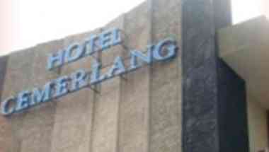 Hotel Cemerlang in Bandung, ID