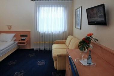 Weber Hotel, Mannheim, DE