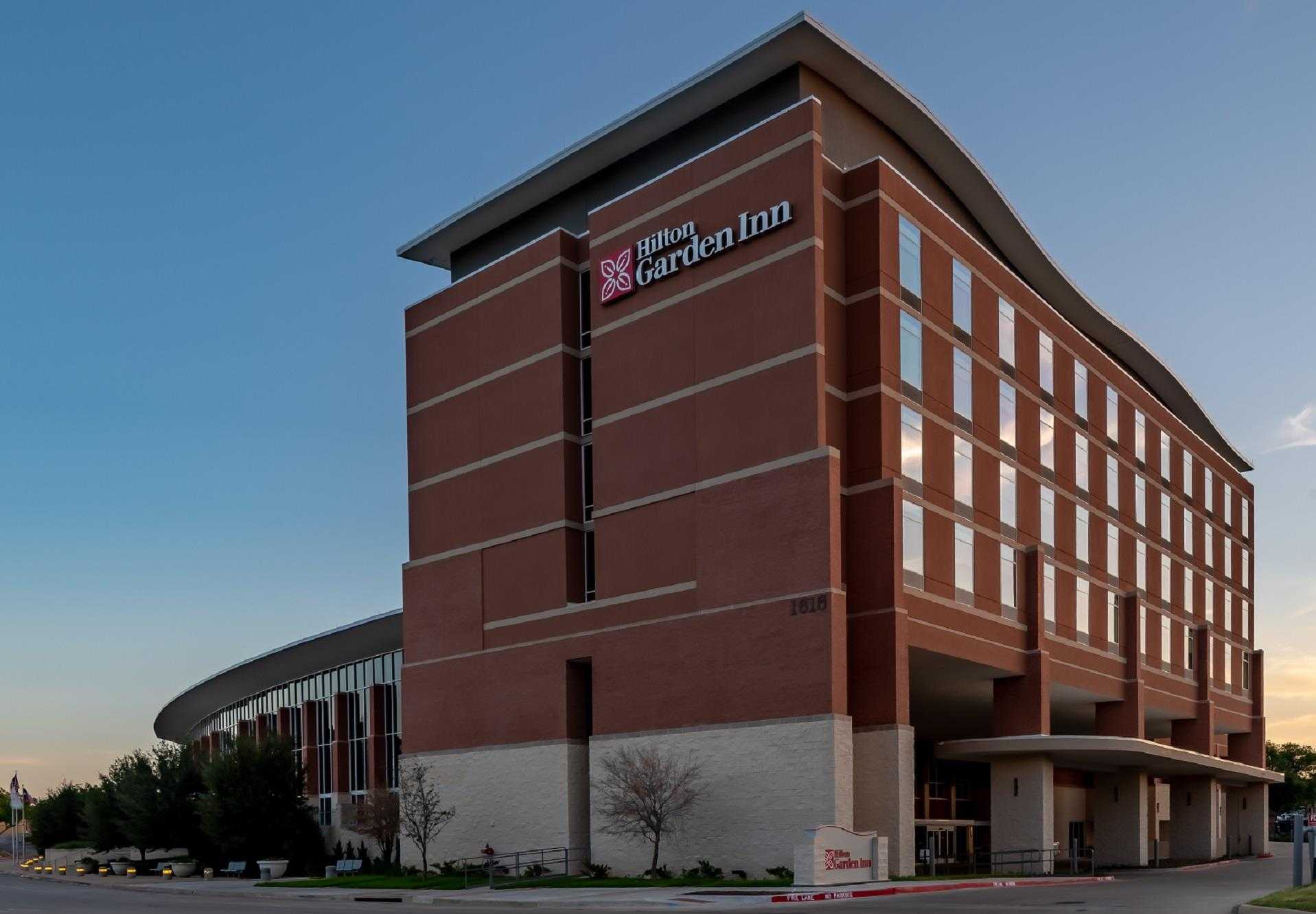 Hilton Garden Inn Dallas at Hurst Conference Center a Hurst, TX