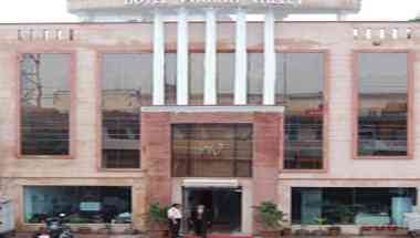 Hotel Paonta Valley em Sirmour, IN