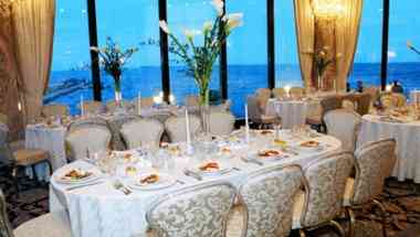 Chateau La Mer à Lindenhurst, NY