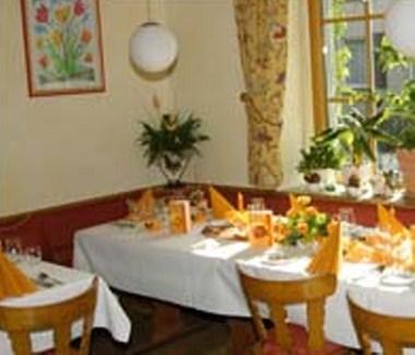 Buerkl's Hotel & Restaurant em Niefern-Oeschelbronn, DE