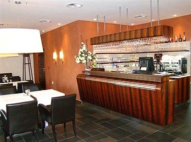 รูปสถานที่จัดงาน