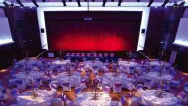 Greenford Hall en London, GB1