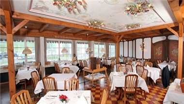 Gasthof Loewen a Baar, CH