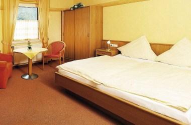 Landhotel Neumuehle em Enkirch, DE