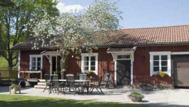 Paratiisisaari Kutsuu em Naantali, FI