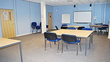 The Learning Curve em Melksham, GB1