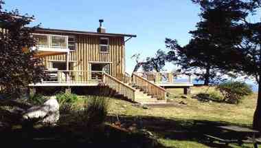 Dragon's Lodge a Gabriola Island, BC