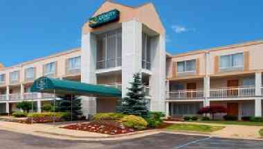 Quality Inn Holland in Holland, OH