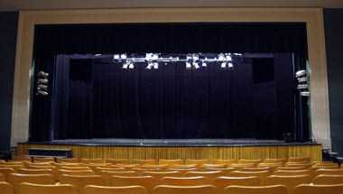 The Bronson Centre a Ottawa, ON