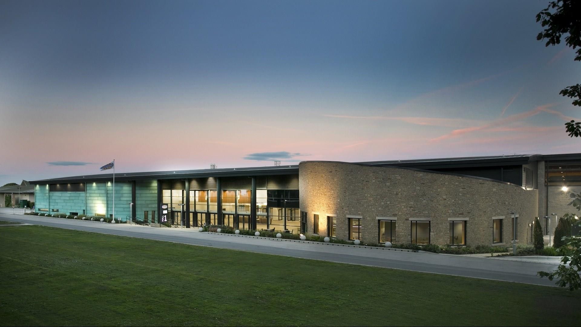 รูปสถานที่จัดงาน