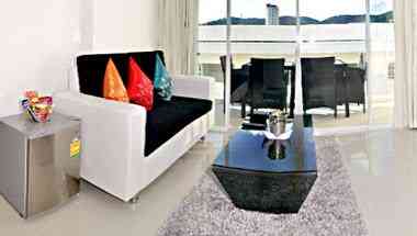 Grand Sunset Hotel Karon Beach Phuket in เมืองหลวง, TH